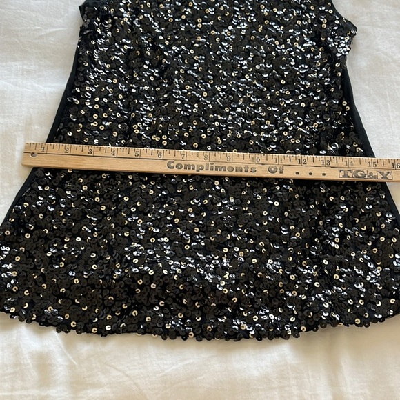 Darling sequin top. - Picture 13 of 13